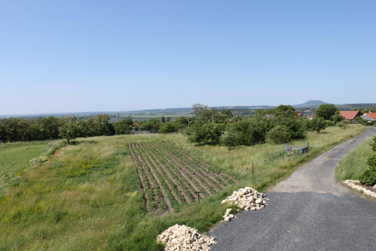 Vehlovice Apartments Mělník Kültér fotó