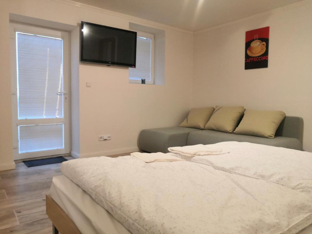 Vehlovice Apartments Mělník Kültér fotó