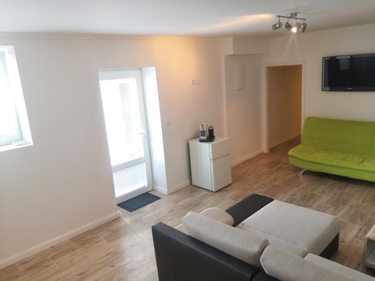 Vehlovice Apartments Mělník Kültér fotó