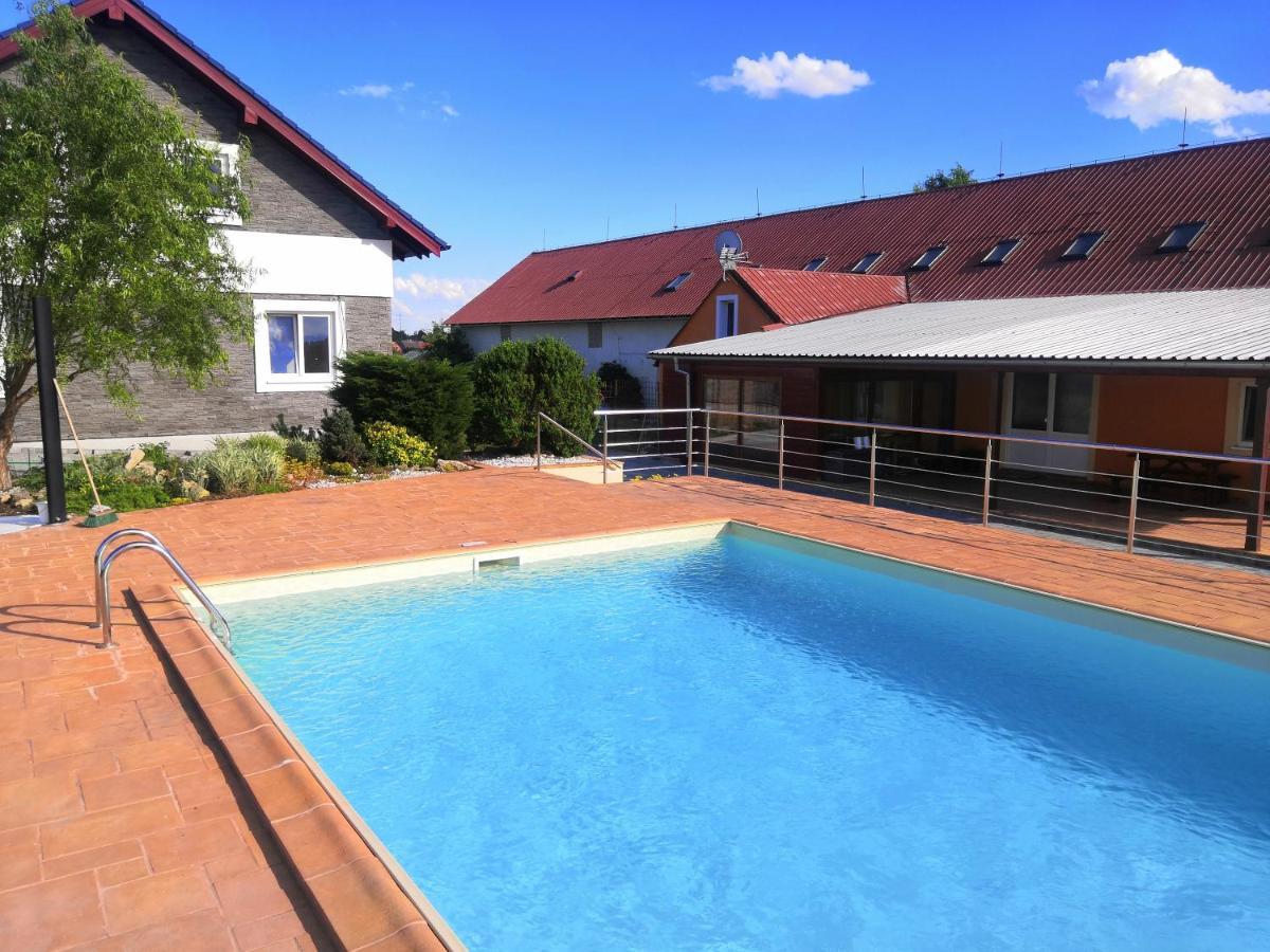 Vehlovice Apartments Mělník Kültér fotó